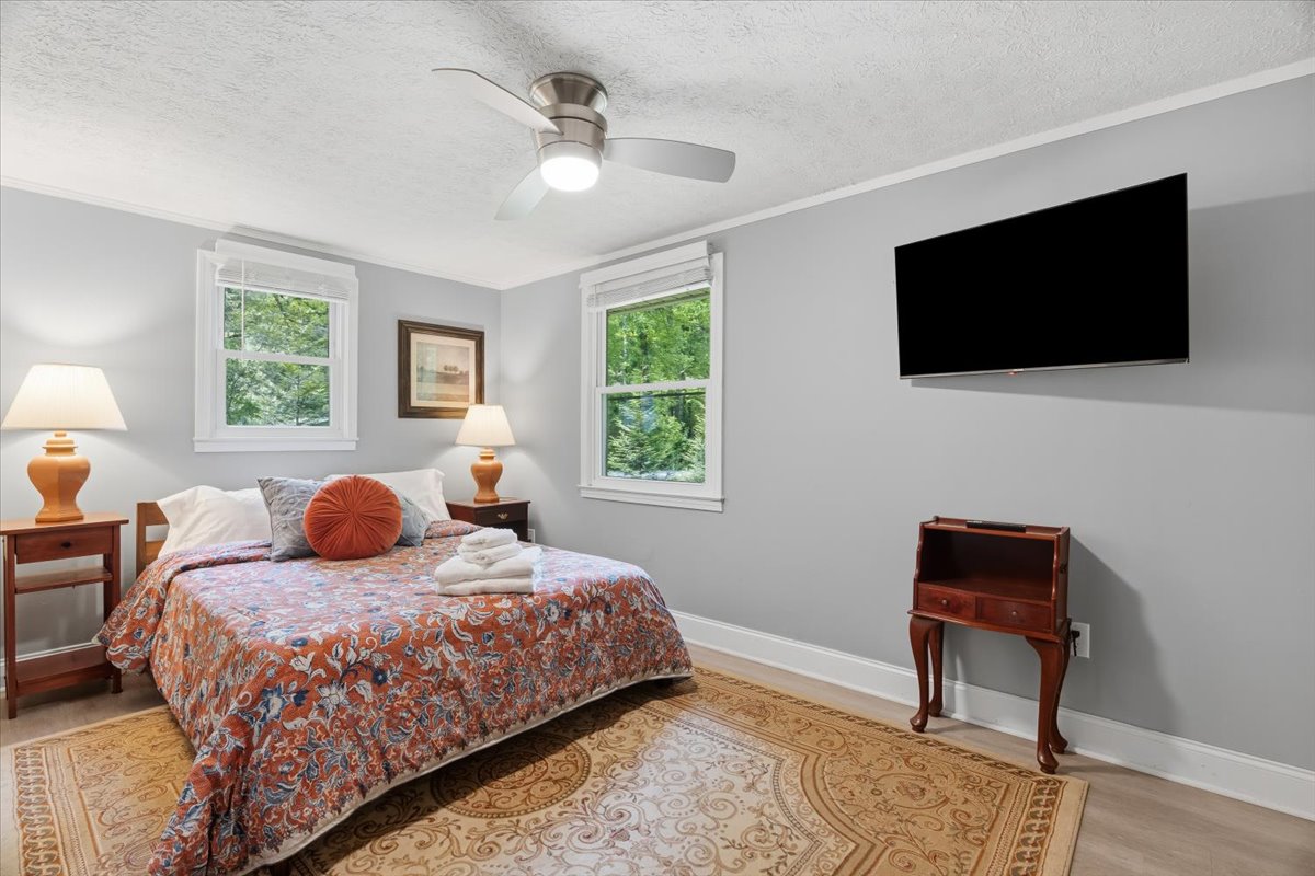 Mountain Song Manor — view 8